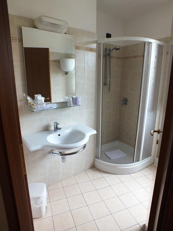 Hotel Santa Chiara Sant'Angelo in Vado Bilik gambar
